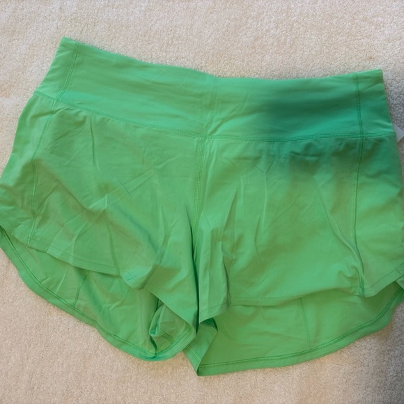 Lululemon Speed Up Shorts - Picture 1 of 3